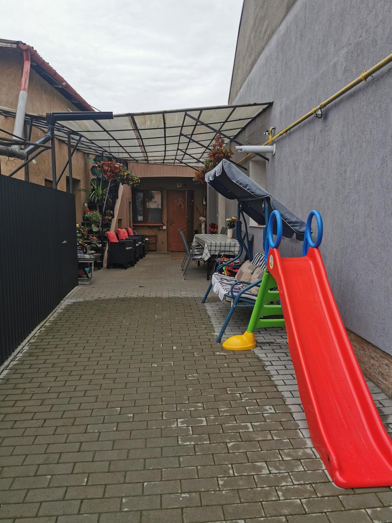 Fully Furnished Studio Sighetu Marmatiei Exterior photo